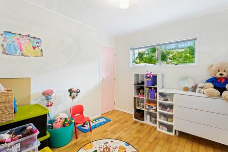 Photo of property in 22 John Road, Stanmore Bay, Whangaparaoa, 0932