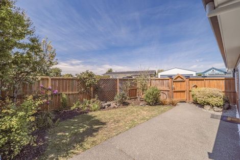 Photo of property in 16 Ida Street, New Brighton, Christchurch, 8061