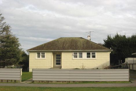 Photo of property in 275 Princes Street, Strathern, Invercargill, 9812