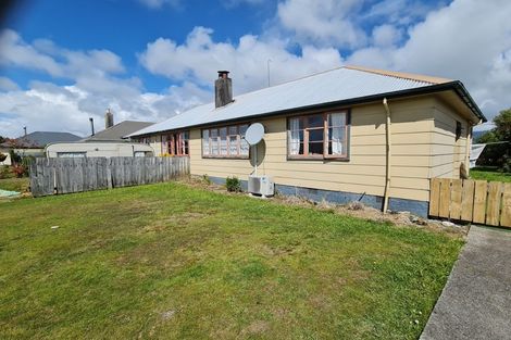 Photo of property in 44-46 Fonblanque Street, Westport, 7825