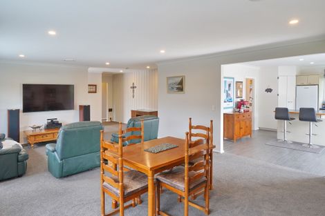 Photo of property in 133 Kendal Avenue, Burnside, Christchurch, 8053