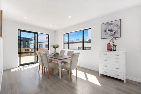 Photo of property in 19 Aklander Rise, Flat Bush, Auckland, 2019