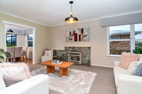 Photo of property in 11 Springfield Crescent, Enderley, Hamilton, 3214