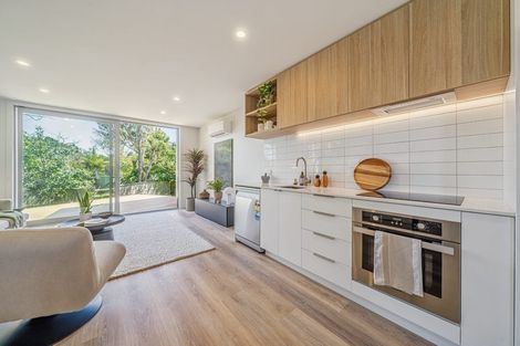 Photo of property in 11/1 Nikau Grove, Woburn, Lower Hutt, 5010