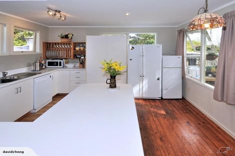 Photo of property in 56 Valley View Road, Glenfield, Auckland, 0629