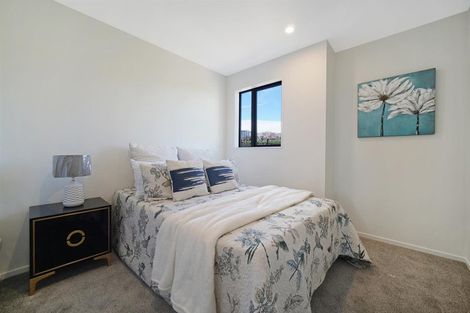 Photo of property in 56b Crestview Rise, Papakura, 2110