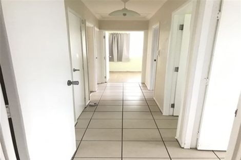 Photo of property in 134 Waimumu Road, Massey, Auckland, 0614