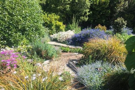 Photo of property in 5518 Christchurch Akaroa Road, French Farm, 7582