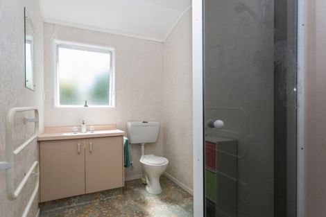 Photo of property in 2/64 The Esplanade, Westshore, Napier, 4110