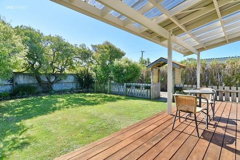 Photo of property in 17 Blake Street, New Brighton, Christchurch, 8061