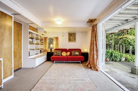 Photo of property in 231 Te Atatu Road, Te Atatu South, Auckland, 0610