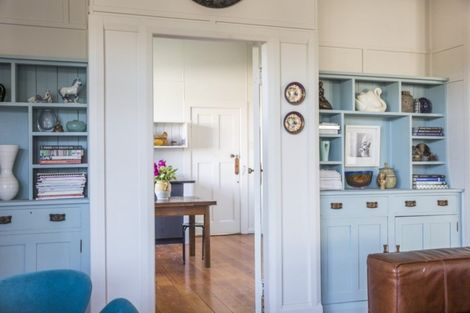 Photo of property in 45 Napier Terrace, Hospital Hill, Napier, 4110