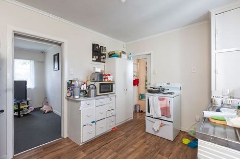 Photo of property in 693 Beach Road, Rothesay Bay, Auckland, 0630