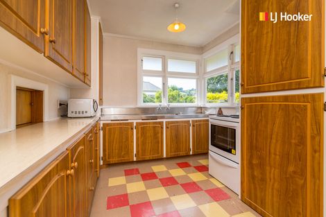 Photo of property in 302 Main South Road, Green Island, Dunedin, 9018