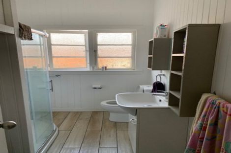 Photo of property in 127 Mangere Road, Otahuhu, Auckland, 1062