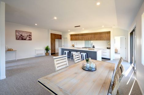 Photo of property in 44 Constitution Avenue, Milton, 9220