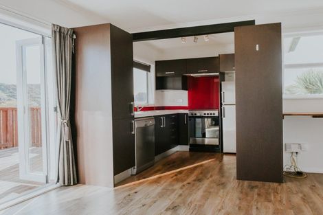 Photo of property in 12 Lincoln Street, Picton, 7220