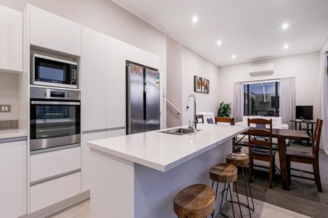 Photo of property in 41 Maka Terrace, Orewa, 0931