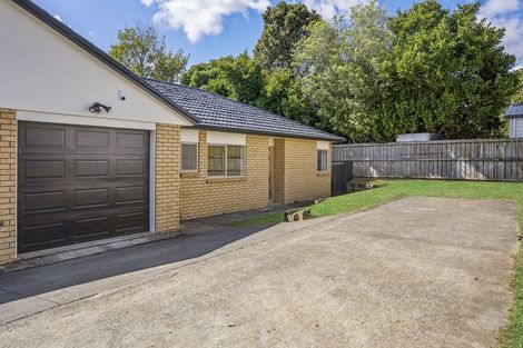 Photo of property in 70d Kayes Road, Pukekohe, 2120