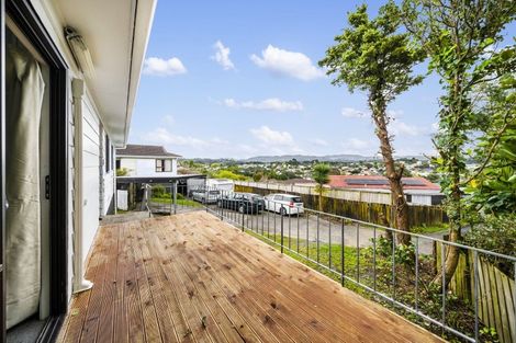 Photo of property in 64 Sunvue Road, Glen Eden, Auckland, 0602