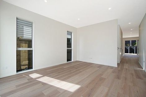 Photo of property in 32 Paripari Street, Flat Bush, Auckland, 2019