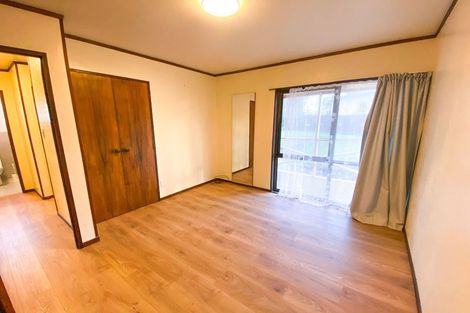 Photo of property in 18 Woodhouse Place, West Harbour, Auckland, 0618