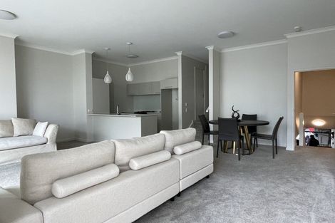 Photo of property in 7 Eaves Bush Parade, Orewa, 0931