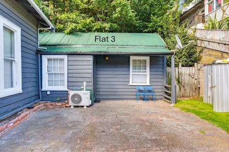 Photo of property in 80 Shakespeare Road, Bluff Hill, Napier, 4110