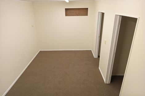 Photo of property in 55 Onewa Road, Northcote, Auckland, 0627