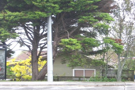 Photo of property in 4307 Great North Road, Glendene, Auckland, 0602