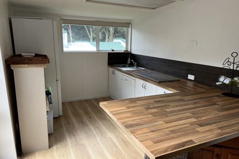 Photo of property in 35 Eugenia Rise, Totara Heights, Auckland, 2105