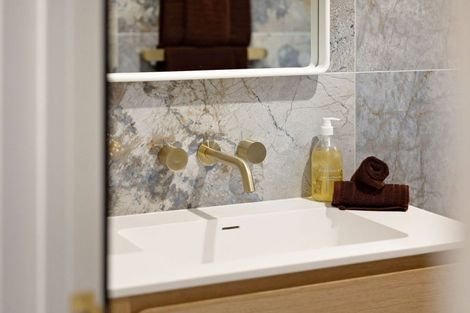 Photo of property in 18 Taurus Lane, Jacks Point, 9371