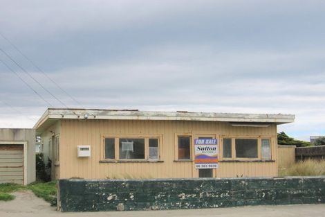 Photo of property in 12 Ocean Beach Street, Foxton Beach, Foxton, 4815
