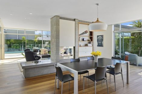 Photo of property in 18 Menzies Street, Sumner, Christchurch, 8081