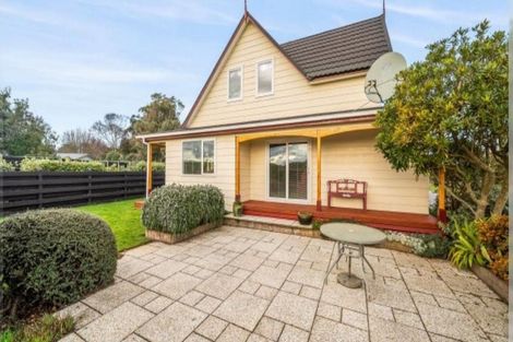 Photo of property in 54 Ketemarae Road, Normanby, Hawera, 4614
