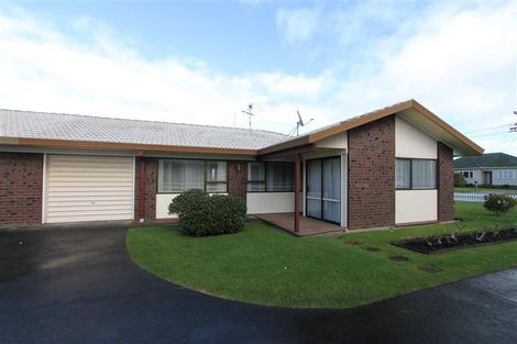 Photo of property in 1/16 Regent Street, Papatoetoe, Auckland, 2025