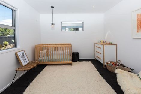 Photo of property in 17 Larnach Street, Waimairi Beach, Christchurch, 8083