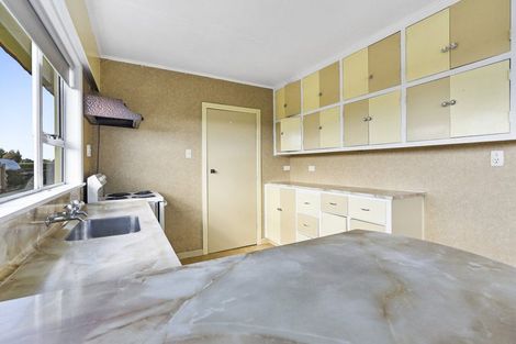 Photo of property in 62 Ninia Road, Paraite, New Plymouth, 4373