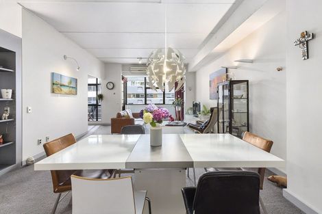 Photo of property in Gerondis Bldg Apartments, 402/60 Willis Street, Wellington Central, Wellington, 6011