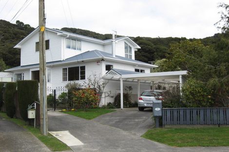 Photo of property in 7 Karaka Street, Wainuiomata, Lower Hutt, 5014