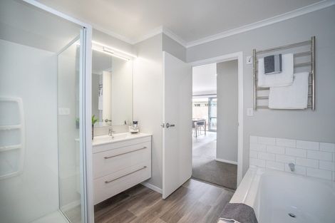 Photo of property in 227b Botanical Road, Takaro, Palmerston North, 4412