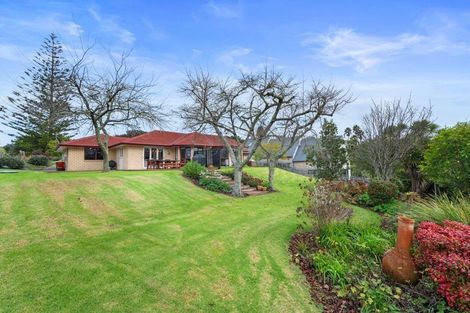 Photo of property in 41 Kent Terrace, Riverhead, 0820