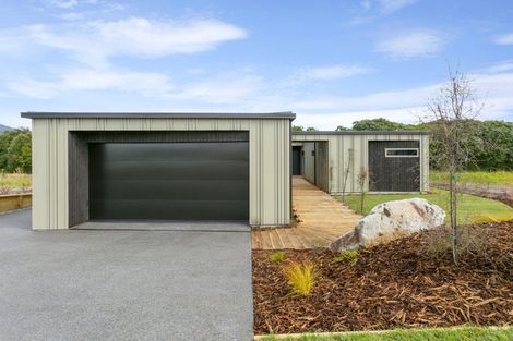 Photo of property in 60 Seven Oaks Drive, Kinloch, 3377