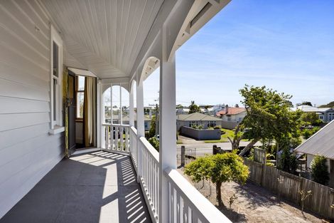 Photo of property in 68 Collins Street, Hawera, 4610