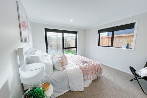 Photo of property in 15 Waruhia Crescent, Rototuna North, 3281