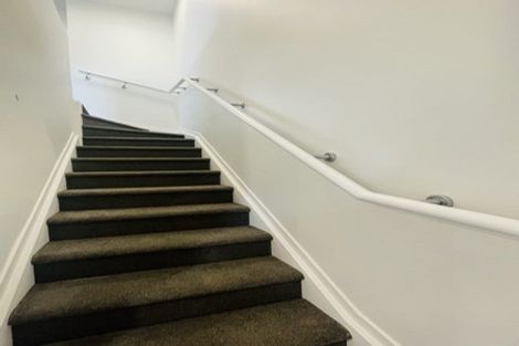 Photo of property in 250a Great North Road, Henderson, Auckland, 0612