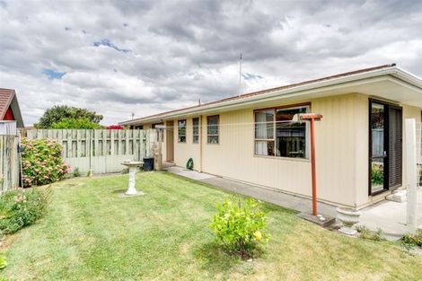 Photo of property in 174 Tait Drive, Greenmeadows, Napier, 4112