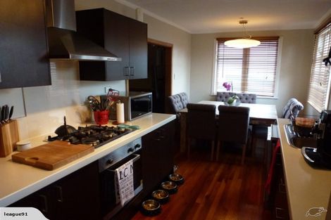 Photo of property in 124 Ruamahanga Crescent, Terrace End, Palmerston North, 4410
