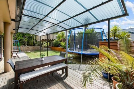 Photo of property in 44 Roy Maloney Drive, Henderson, Auckland, 0612