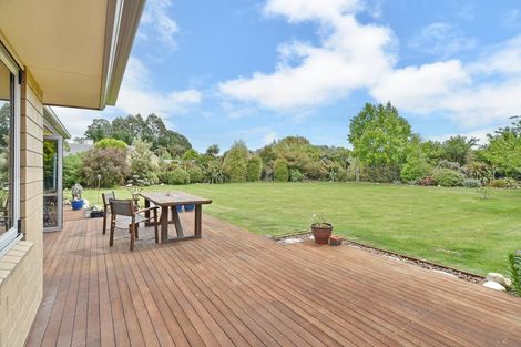 Photo of property in 9 Riverside Way, Amberley, 7410